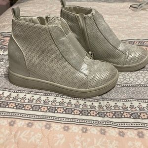 MIA Kids Wedge Sneakers